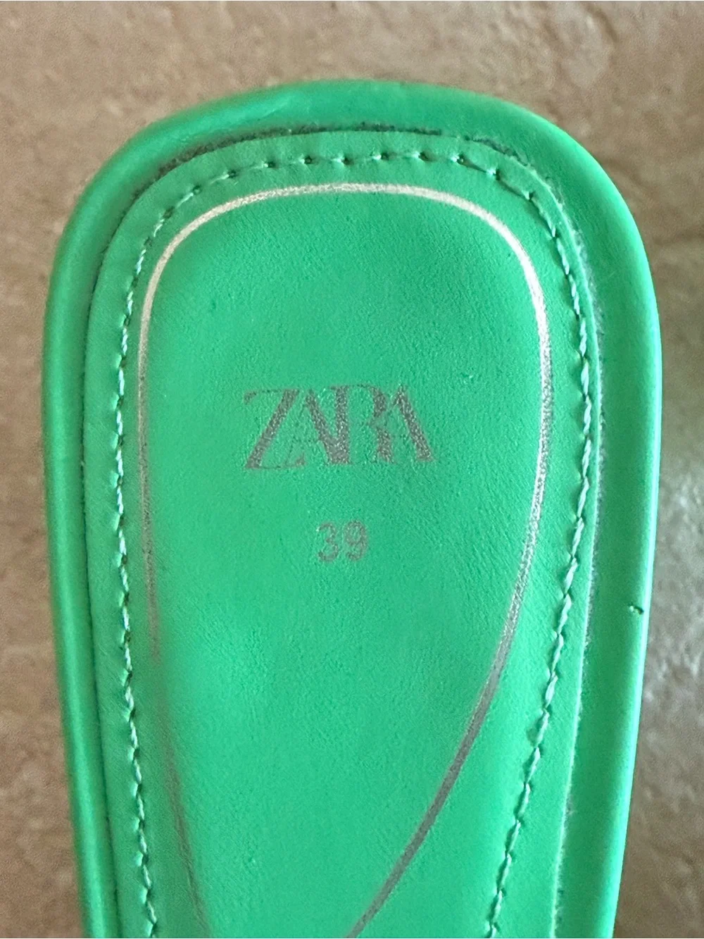 Zara- Green Cross-Strap Slide Sandals - Women's